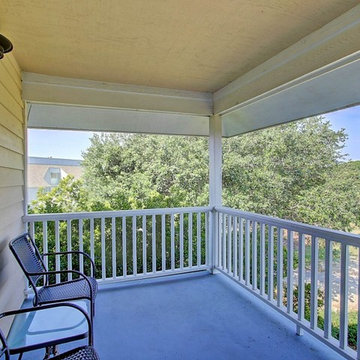 3751 Beach Court