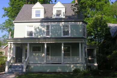 Traditional exterior home idea in Chicago