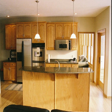 Red Oak Kitchen with SileStone countertops