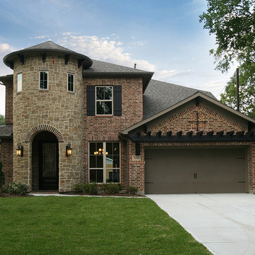 3,098 Sq. Ft. Home Ready Now in Oak Forest!
