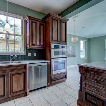 Jonathan's Landing Real Estate - 3920 Outlook Court