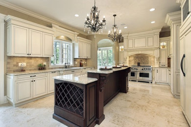 Inspiration for a timeless kitchen remodel in Boston