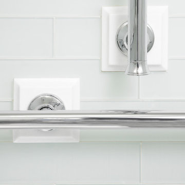 Tohmai Glass Bathroom