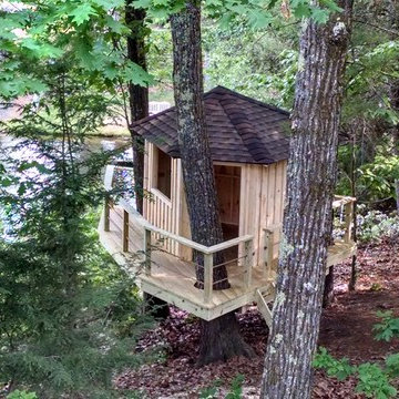 Lakeview treehouse