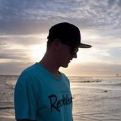Aaron Presnell's photo