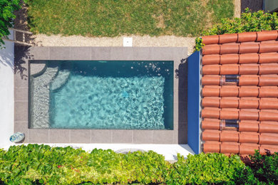 Mini piscine enterrée construite en béton armé