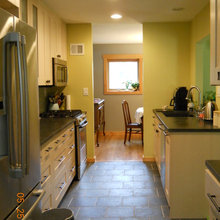 Eglantine4 's - warm modern kitchen