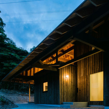 CSRN 大きな屋根の家