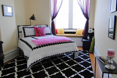 Inspiration for a transitional bedroom remodel in San Francisco