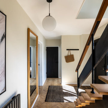 Shandon Close - Hallway