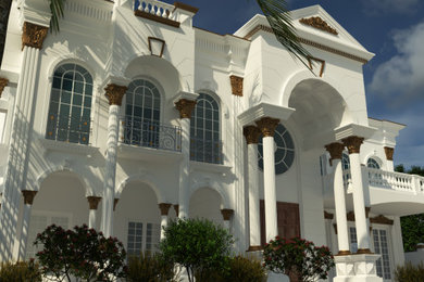Example of an ornate home design design in Other