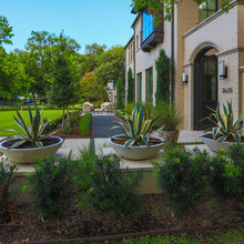 GV Exterior: Approaching Foyer