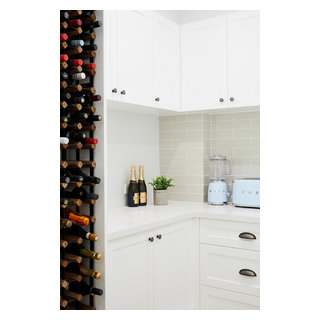 Hamptons House - Beach Style - Kitchen - Sydney - by Santamaria Design ...