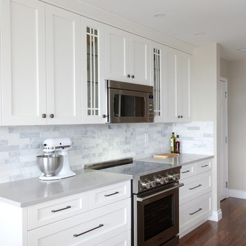 Small Transitional Apartment Kitchen