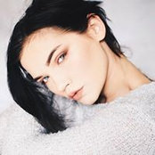 Julia Davis's photo