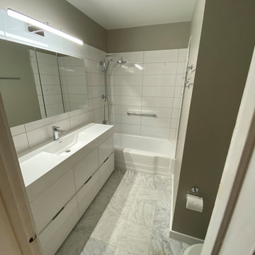 Miguel Bathroom