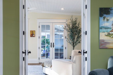Sunroom - mid-sized transitional medium tone wood floor and brown floor sunroom idea in St Louis with a standard ceiling