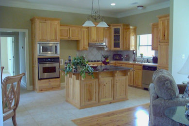 Kitchen photo in New Orleans