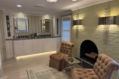Elegant home design photo in Boston