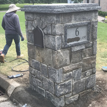 Custom mailbox pier