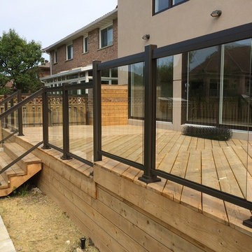 Aluminum and Glass Deck Railings - 108