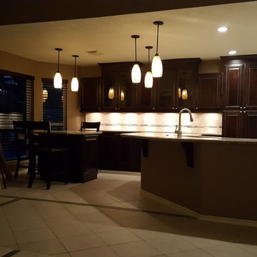 Kitchen Remodel - Kitchen Overlook & Breakfast Table