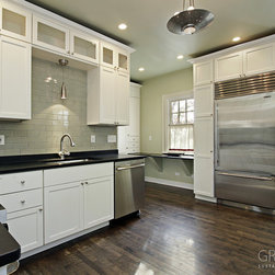 Green Leaf Flooring - Hardwood Flooring