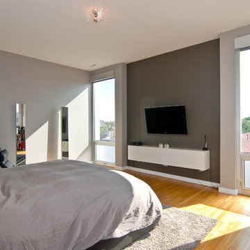 Bucktown 3BR/2.5BA Penthouse