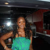 She B's photo