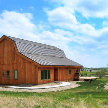Perfectly Secluded Gambrel Barn Home