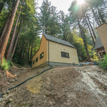 A Garage that could be a house