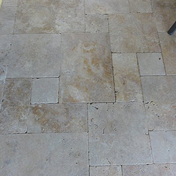 Ivory Swirl Travertine Pavers