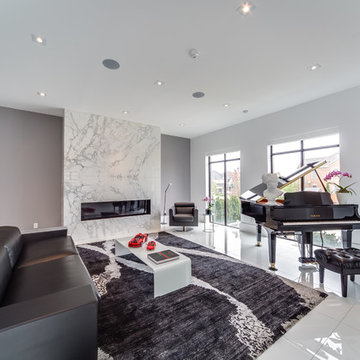 Woodbridge Modern Residence