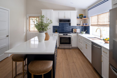 Example of a kitchen design in Baltimore