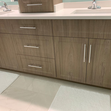 Constance Dr. Kids Bath