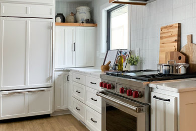 Kitchen - kitchen idea in Other