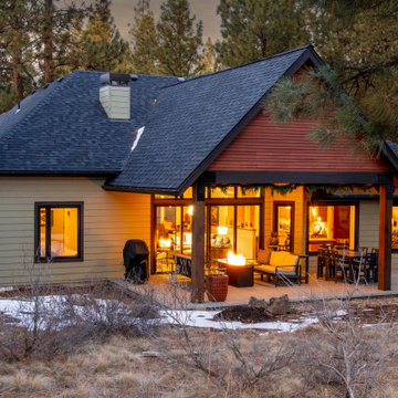 Bend, Oregon Craftsman patio with glowing fire pit