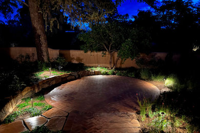 Inspiration for a southwestern landscaping in Albuquerque.