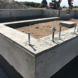 A close-up of the foundation. - Products