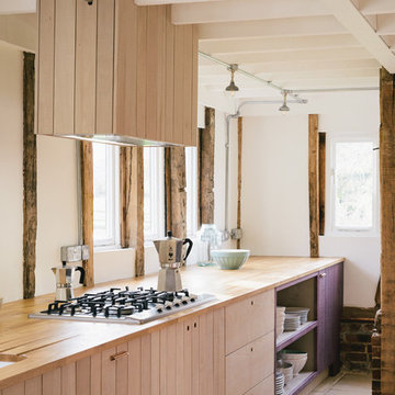 The Hampshire Barn Sebastian Cox Kitchen by deVOL