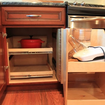 Traditional Cherry Kitchen with Granite and Custom Features in Darnestown, MD
