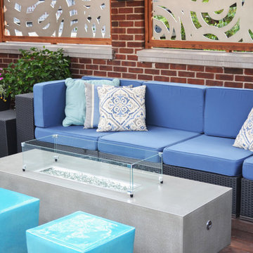 Captivating Custom Screening in Lakeview
