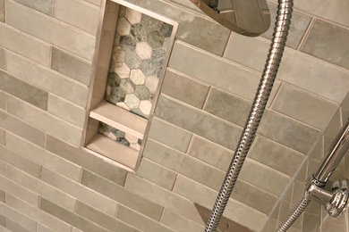 Example of a trendy bathroom design in Minneapolis