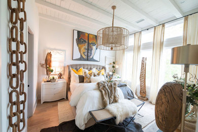 Bedroom - transitional bedroom idea in Atlanta