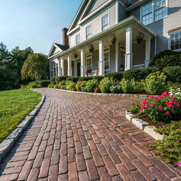 Grand Curb Appeal - Front Entrance