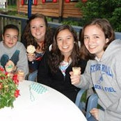 Haley King's photo