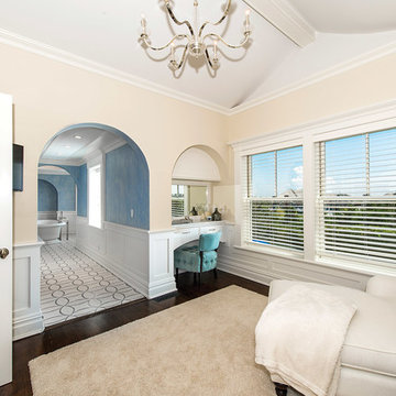 Westhampton Beach Dutch Colonial