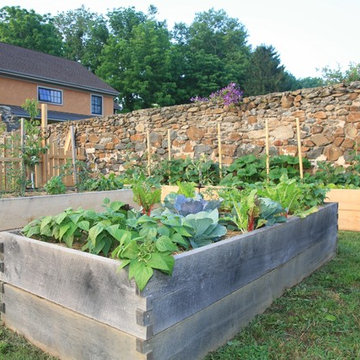GARDEN STRUCTURES