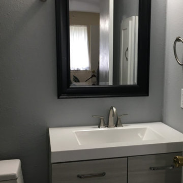 Small 5 x5 bathrooms remodel