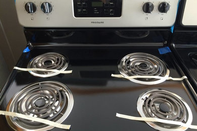 New Frigidaire Electric Range w/ Coil Tops